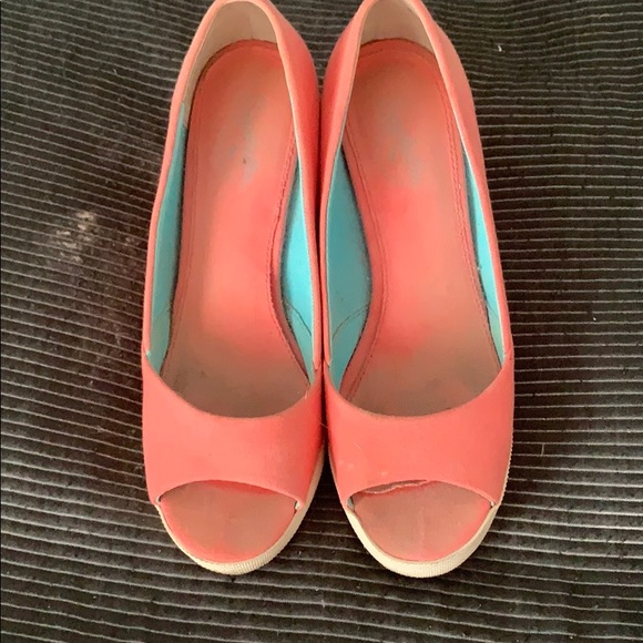 Seychelles salmon wedge - Picture 2 of 6